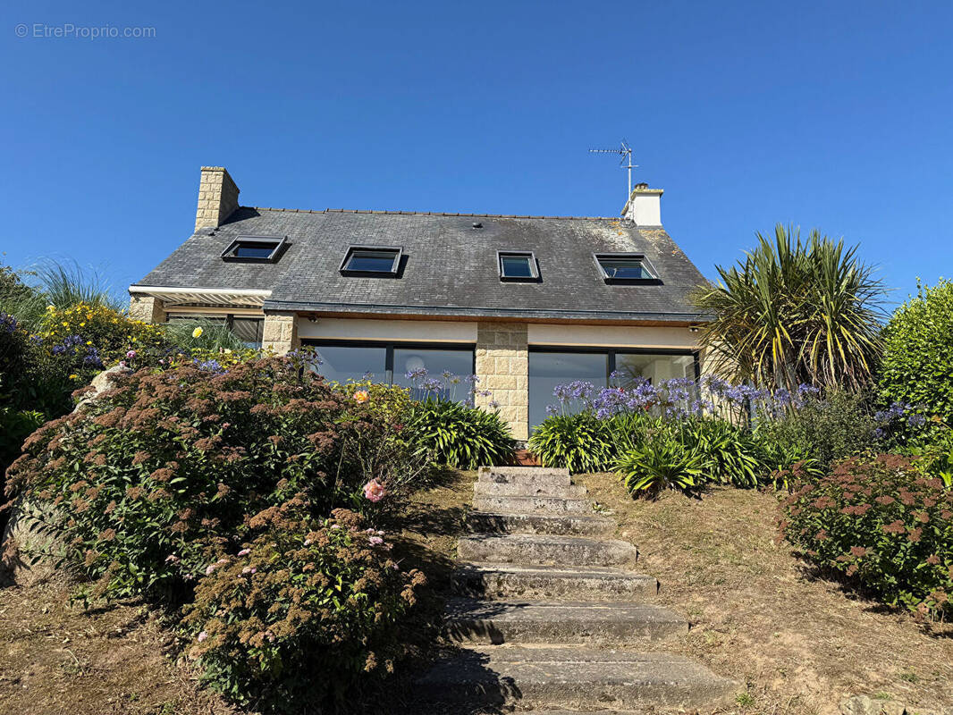 Maison à SAINT-POL-DE-LEON