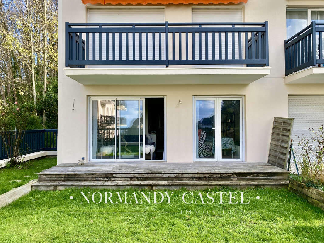 Appartement à TROUVILLE-SUR-MER