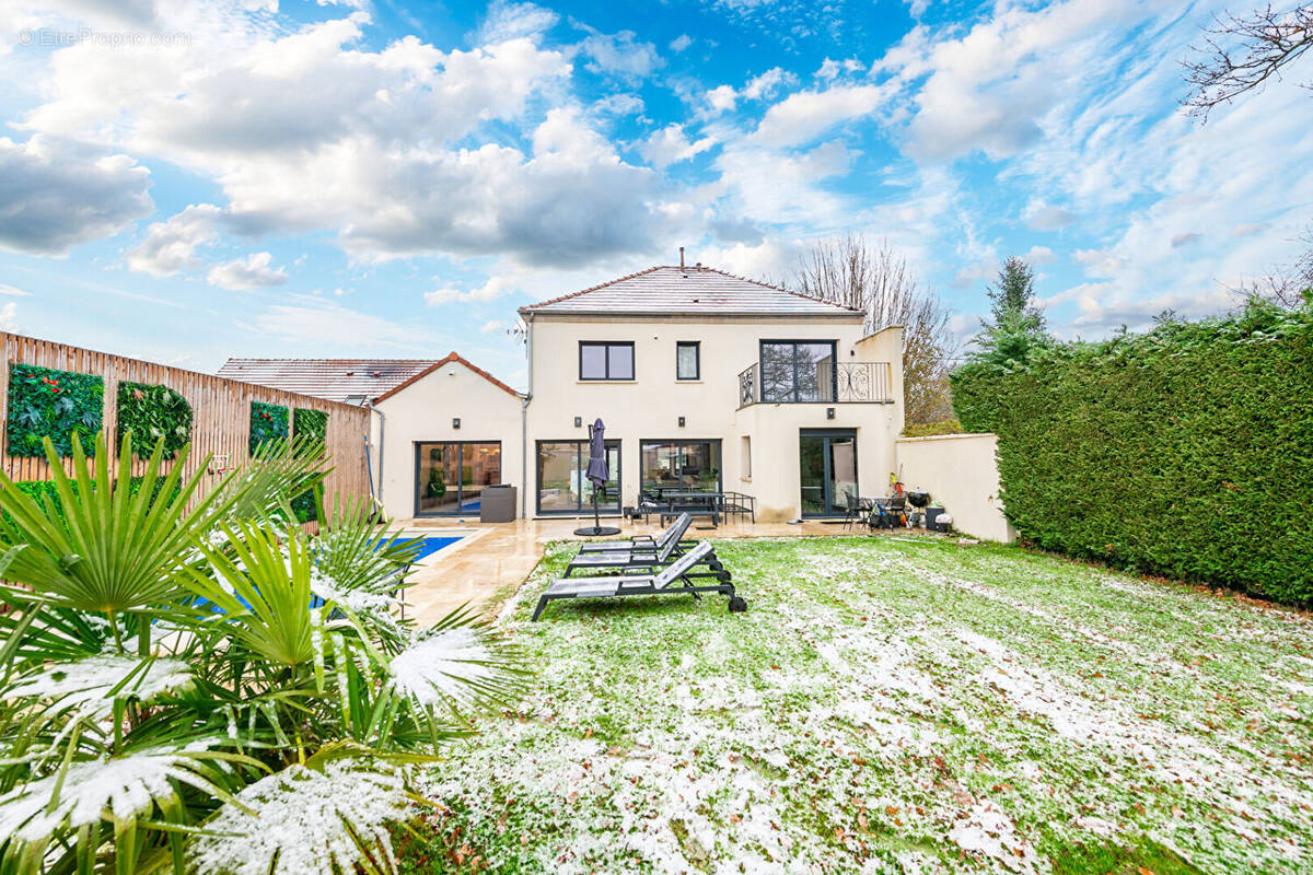 Maison à AUBEPIERRE-OZOUER-LE-REPOS