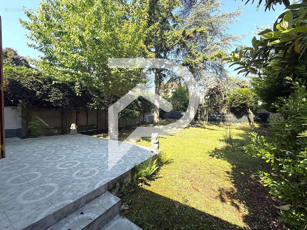 Maison à DEUIL-LA-BARRE