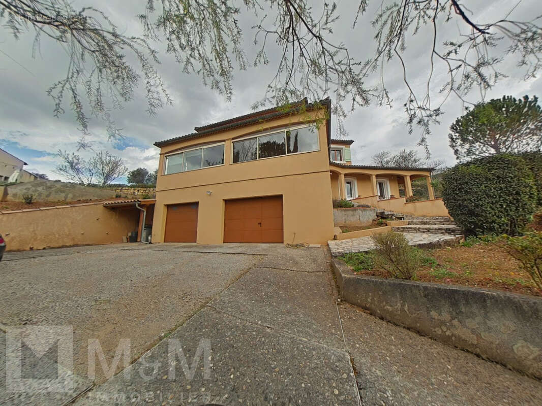 Maison à QUILLAN
