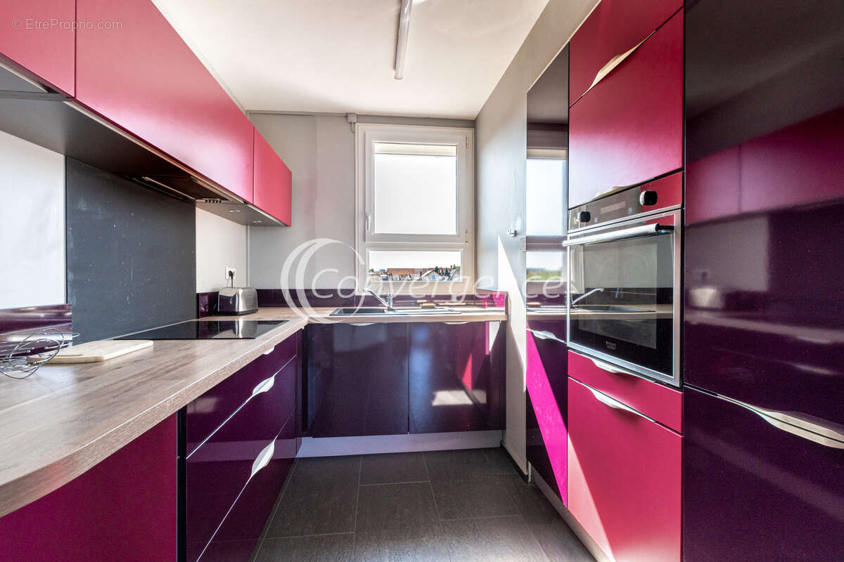 Appartement T3 - Dernier étage avec ascenseur - Garage - photo 6