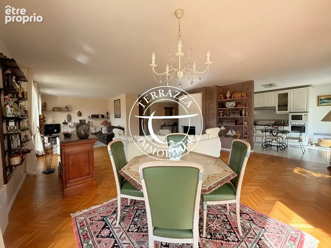 Appartement 5 pièces 134 m² à vendre à Marly-Le-Roi (78160) - photo 5