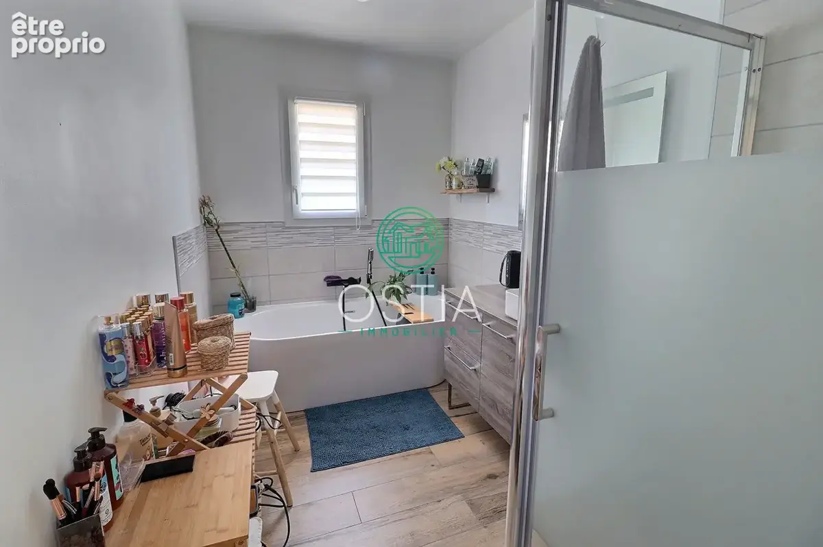 Villa St Chamond 5 pièce(s) - 94m² - photo 10