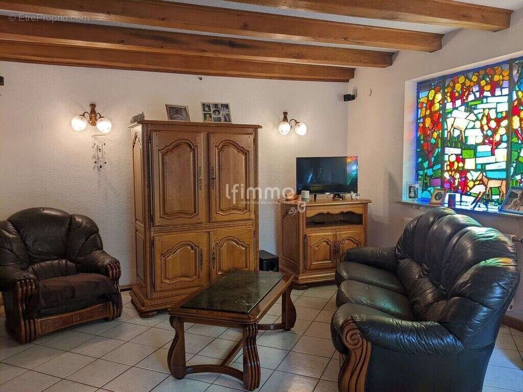 Ensemble Immobilier 8 pièces 180 m² - photo 7