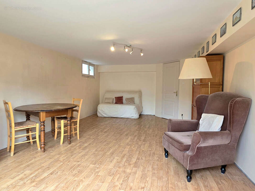 Maison à ROMANS-SUR-ISERE