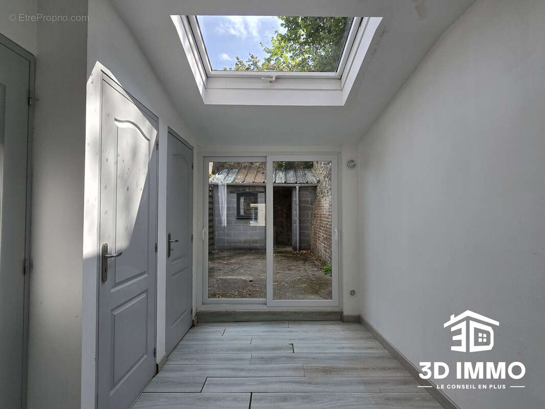 Maison 86 m² à Solre-Le-Chateau  - photo 5