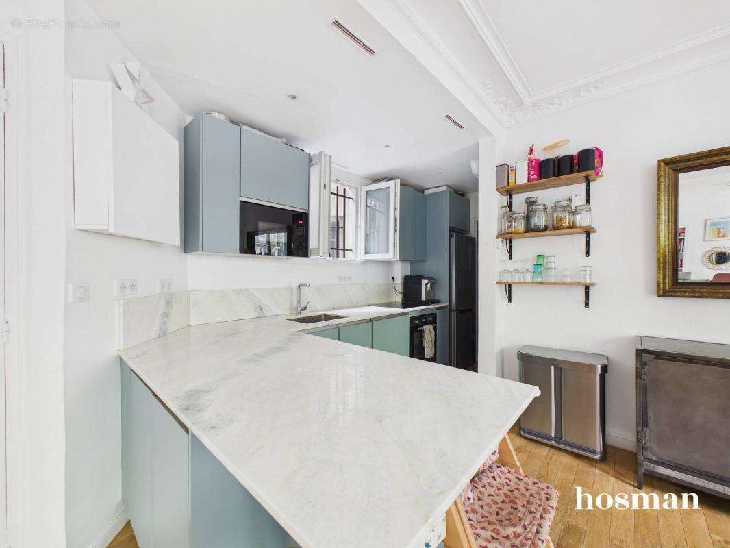 Appartement à PARIS-10E