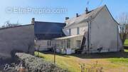 Photo 1 - Maison à JARZE