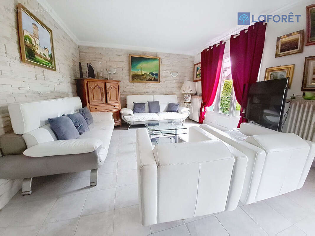 Maison à LAGNY-SUR-MARNE