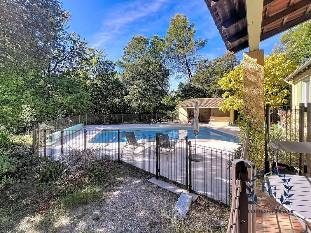 Maison à FLASSANS-SUR-ISSOLE