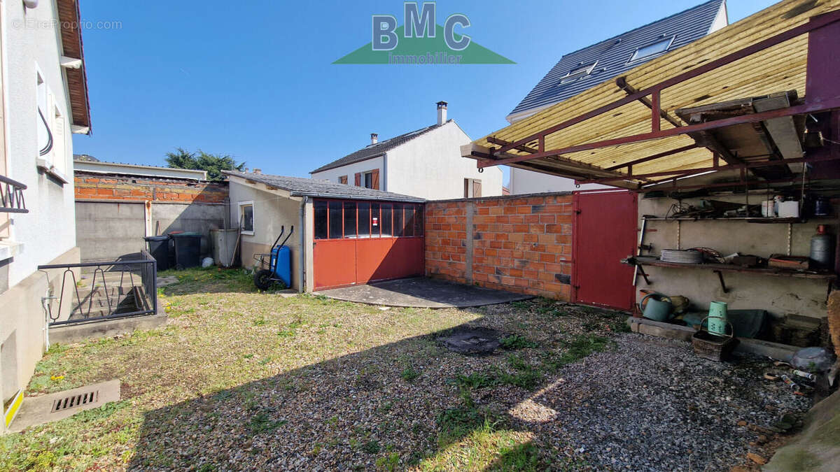 Maison à LE PLESSIS-BOUCHARD