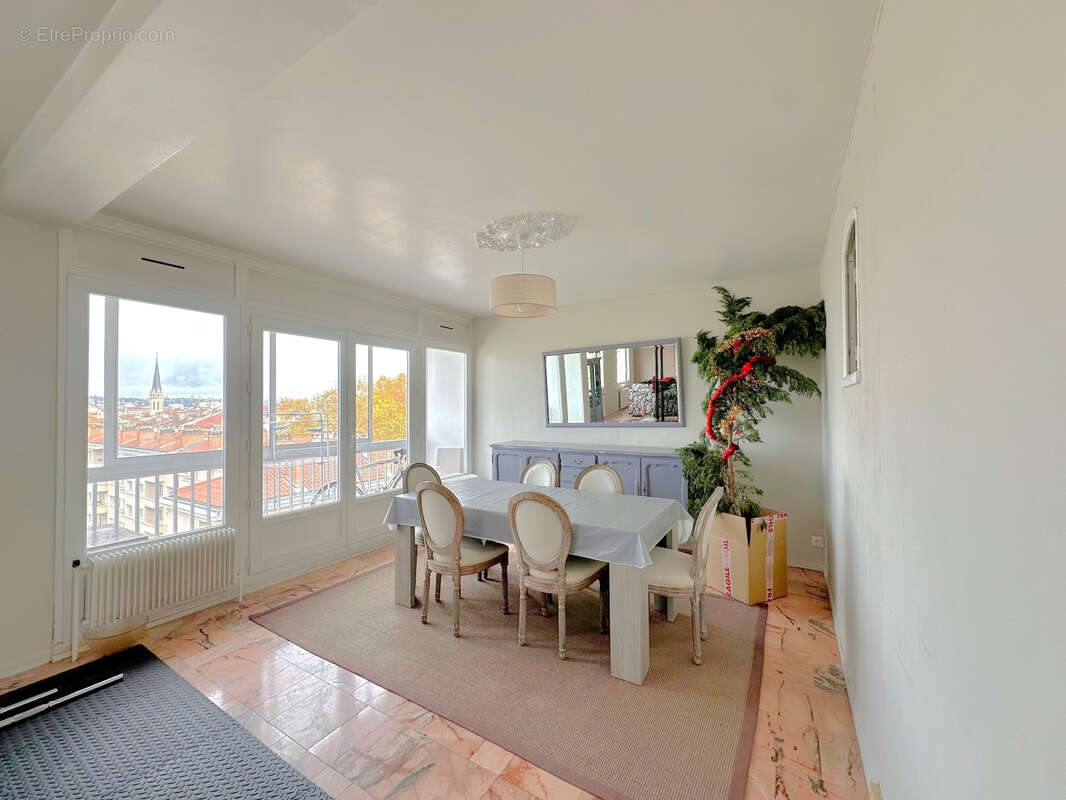 Appartement à LYON-3E