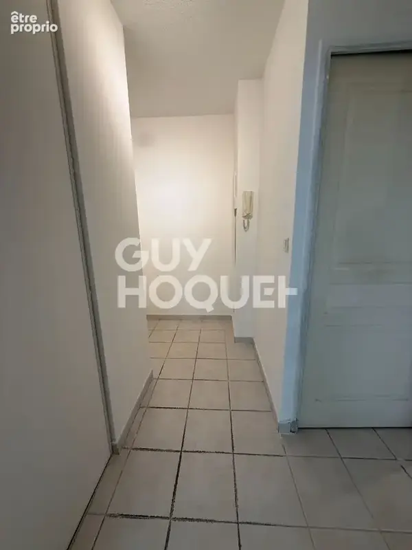Appartement F2, 43 m² en rdc avec terrasse et parking, quartier Saint Martin - photo 7