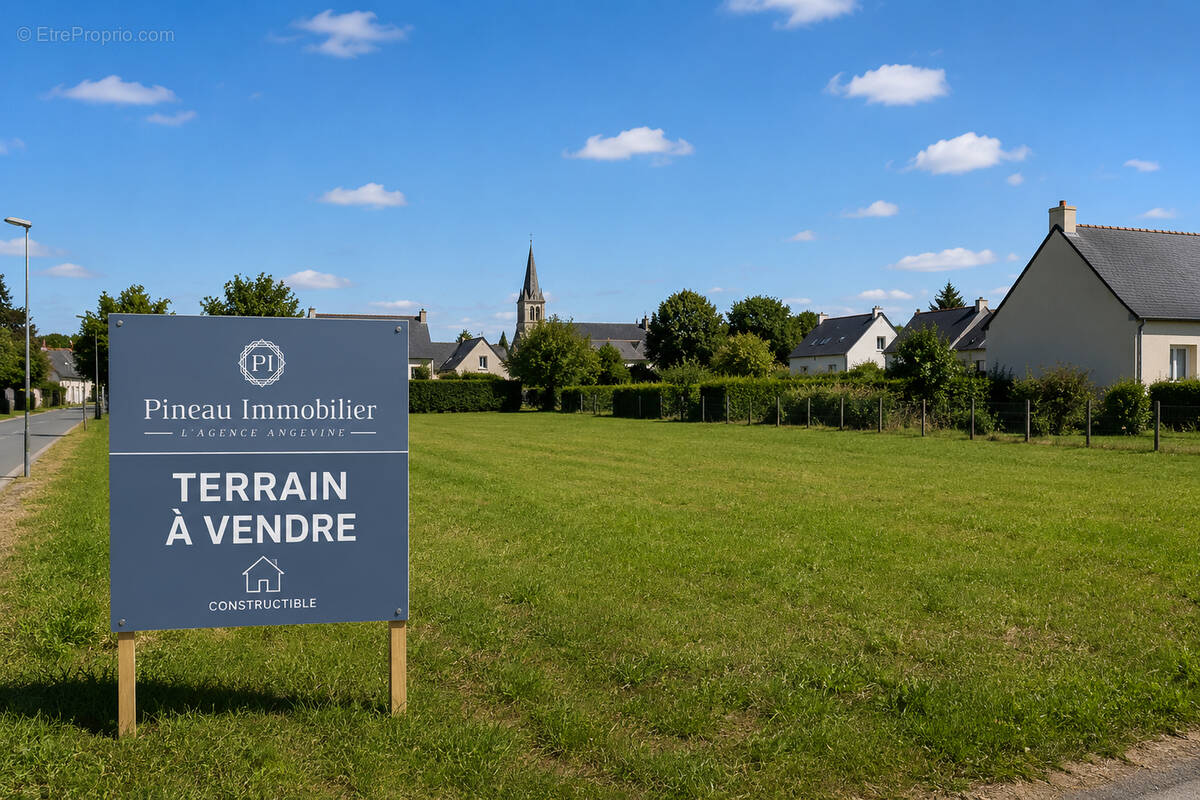 Terrain à VERN-D'ANJOU