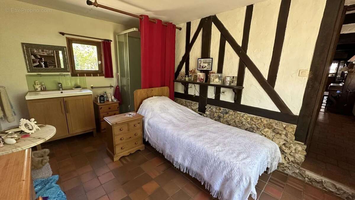 Maison à EPAIGNES