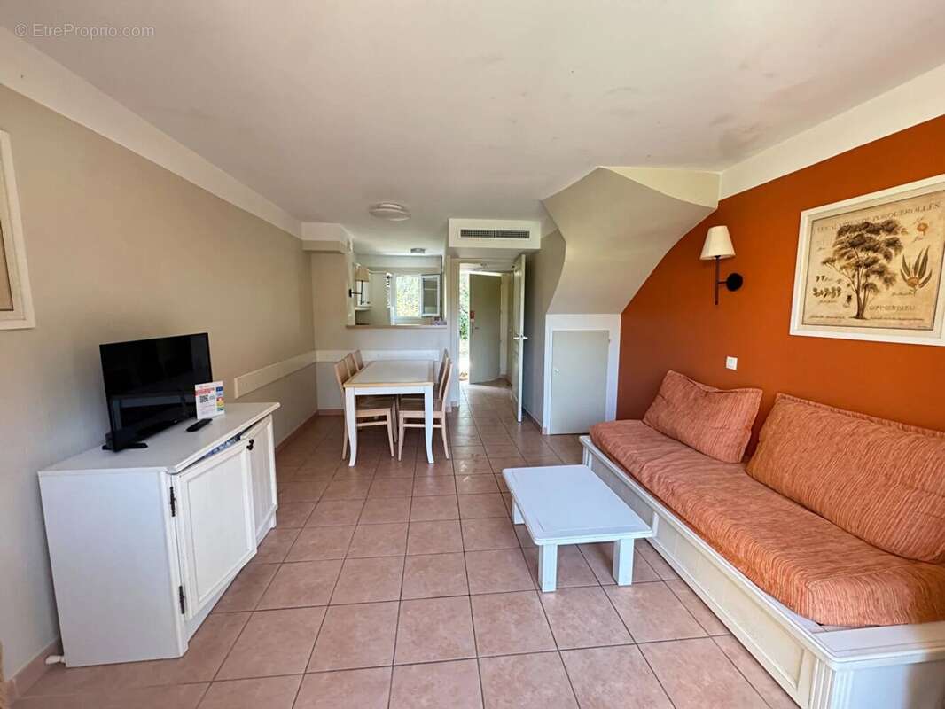 Appartement à HYERES