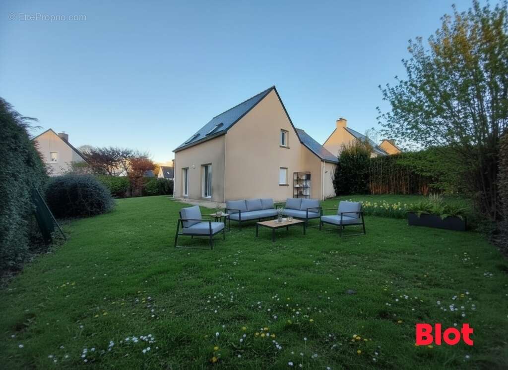 Maison à BAIN-DE-BRETAGNE