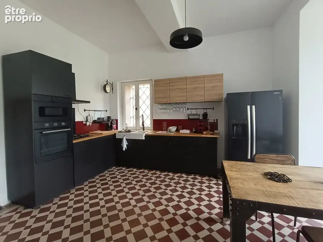 Maison 7 pièces 250 m² à vendre à Coutras (33230) - photo 2