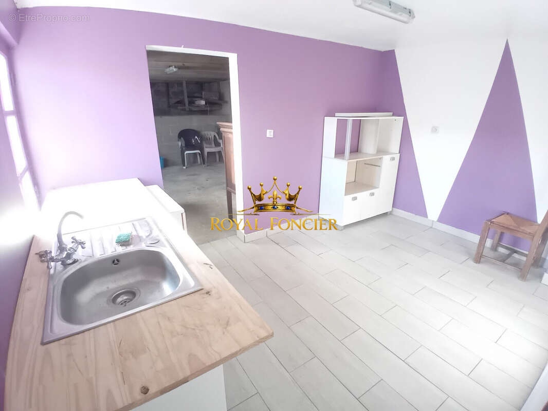 Maison 84 m² à Marcilly-Sur-Vienne  - photo 9