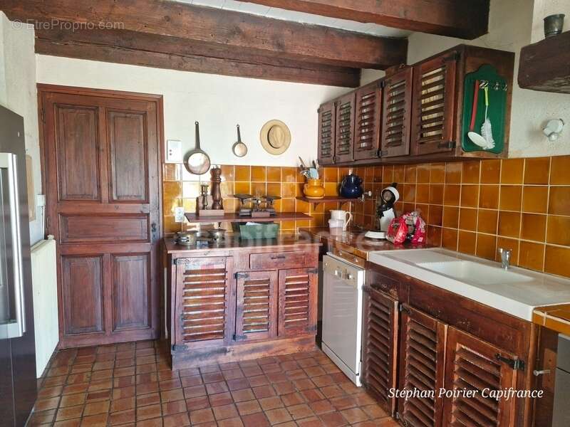Maison à EGUILLES
