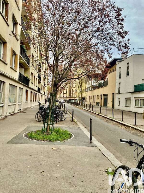 Photo 4 - Parking à PARIS-20E