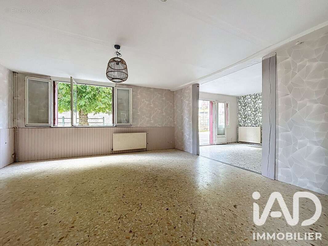 Maison 148 m² à Mailly-La-Ville  - photo 6