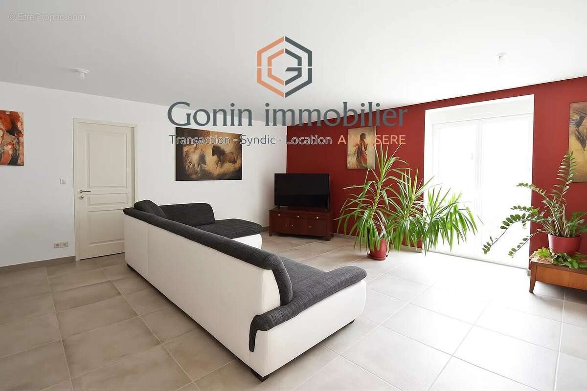 Maison à SAINT-HILAIRE-DE-BRENS