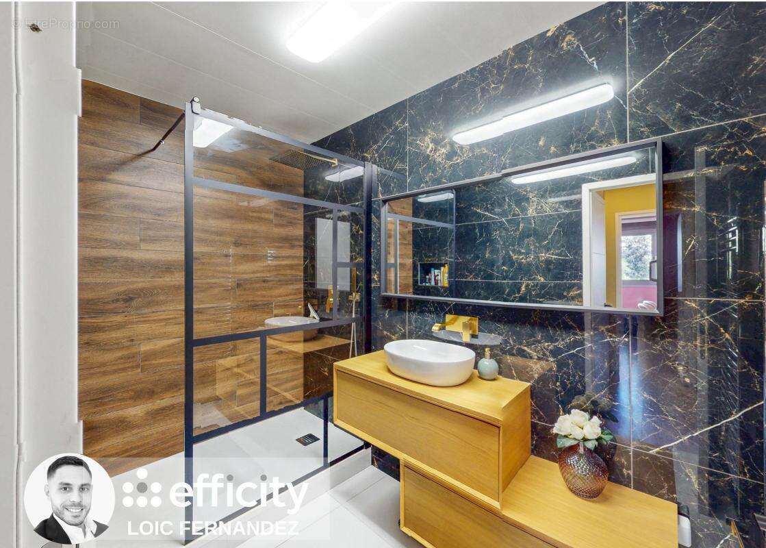 Appartement à BRON