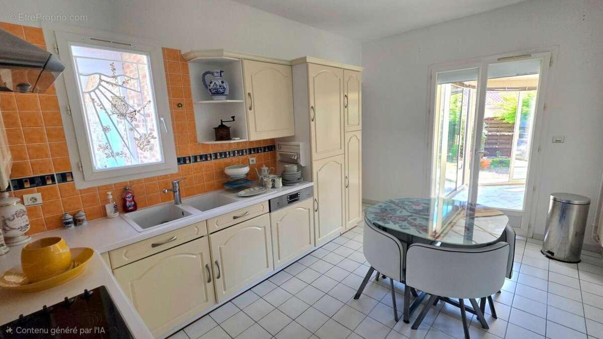 Maison Andernos Les Bains 4 pièce(s) 110 m2 - photo 8