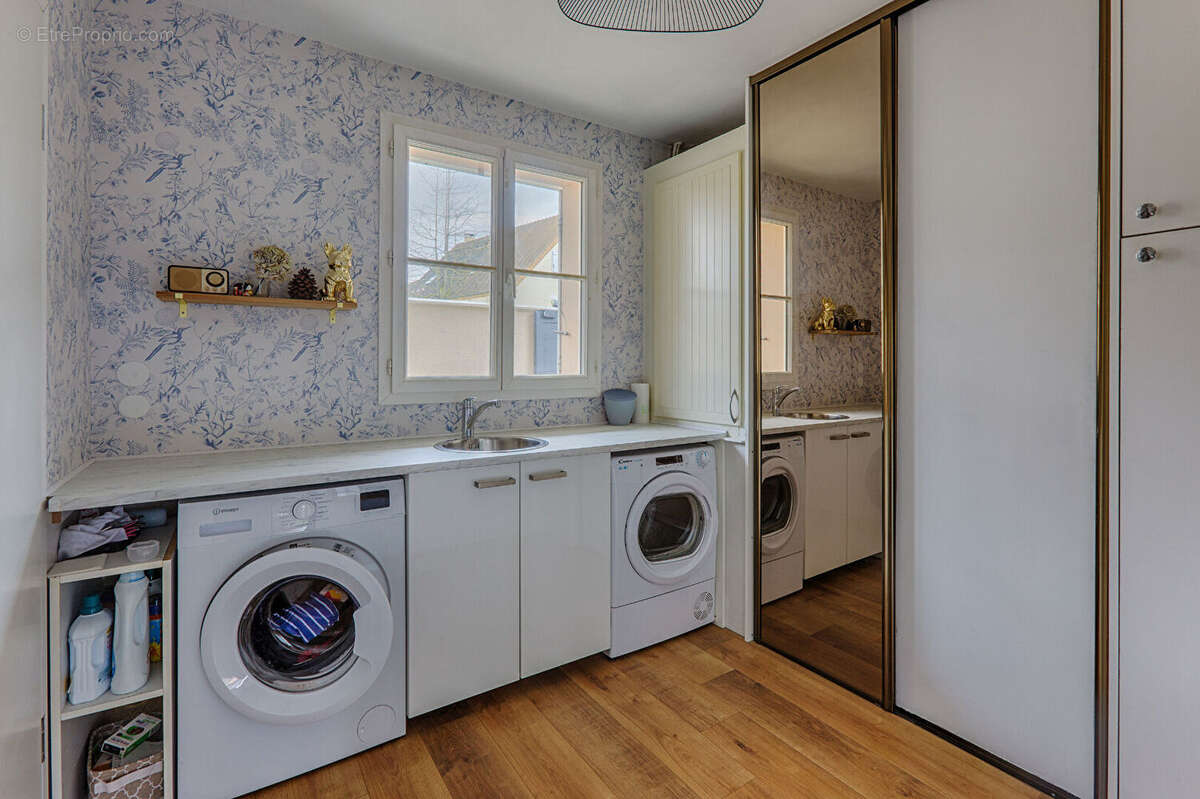 Maison à FONTENAY-LE-FLEURY