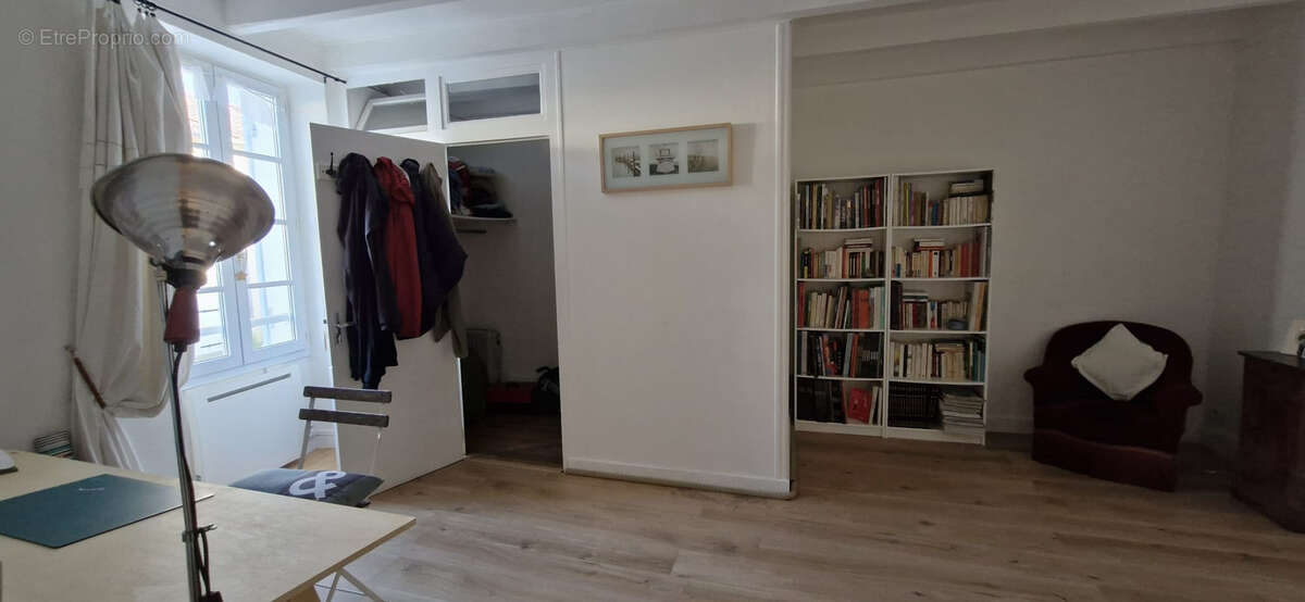 Maison à MORTAGNE-SUR-GIRONDE