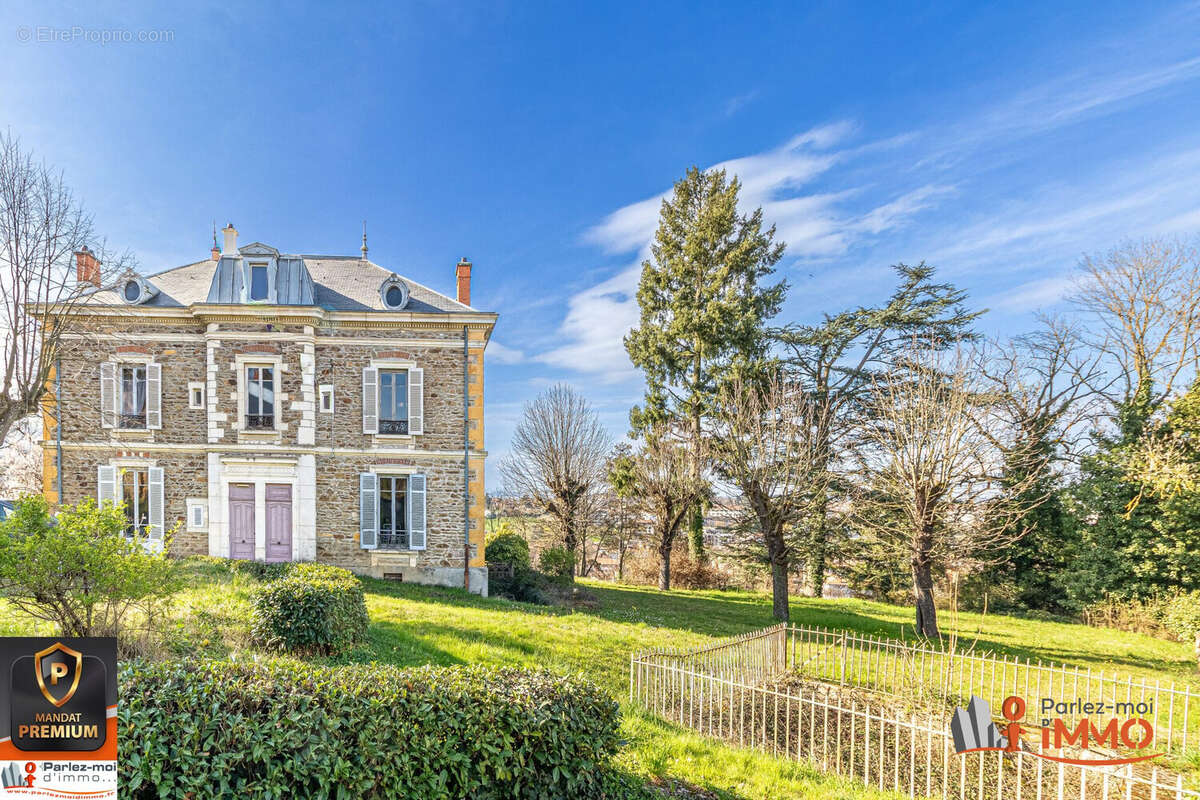 Maison à L'ARBRESLE