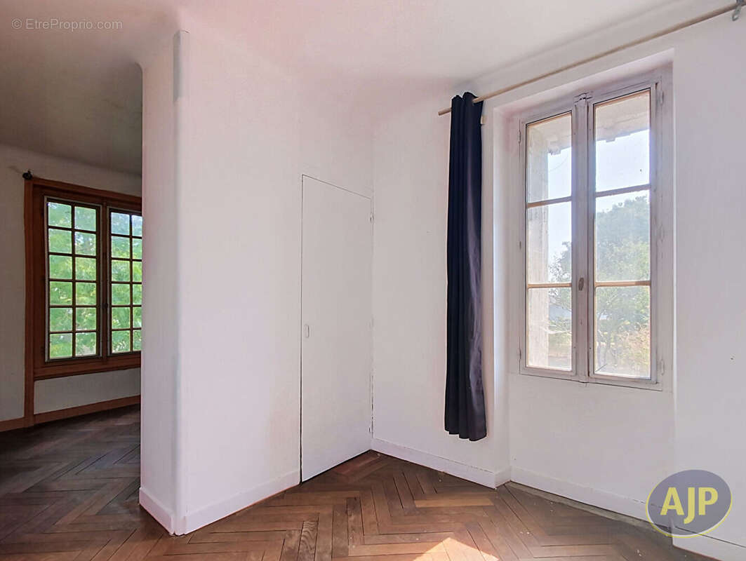 Maison Vieillevigne 6 pièces, 4 chambres - photo 9