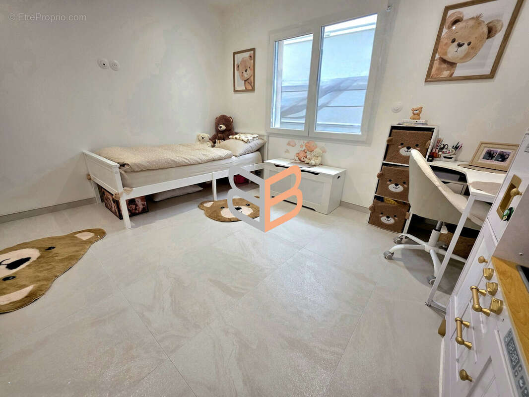 Maison 146 m² à Piennes  - photo 7