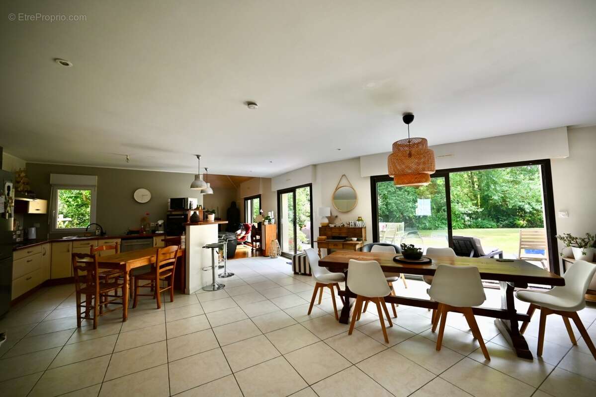 Maison à vendre 7 pièces TONQUEDEC (22) - photo 4