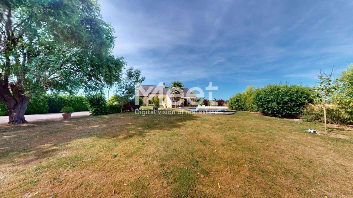 Maison 6 Pièces - 3 Chambres - Piscine - Dépendance - photo 20