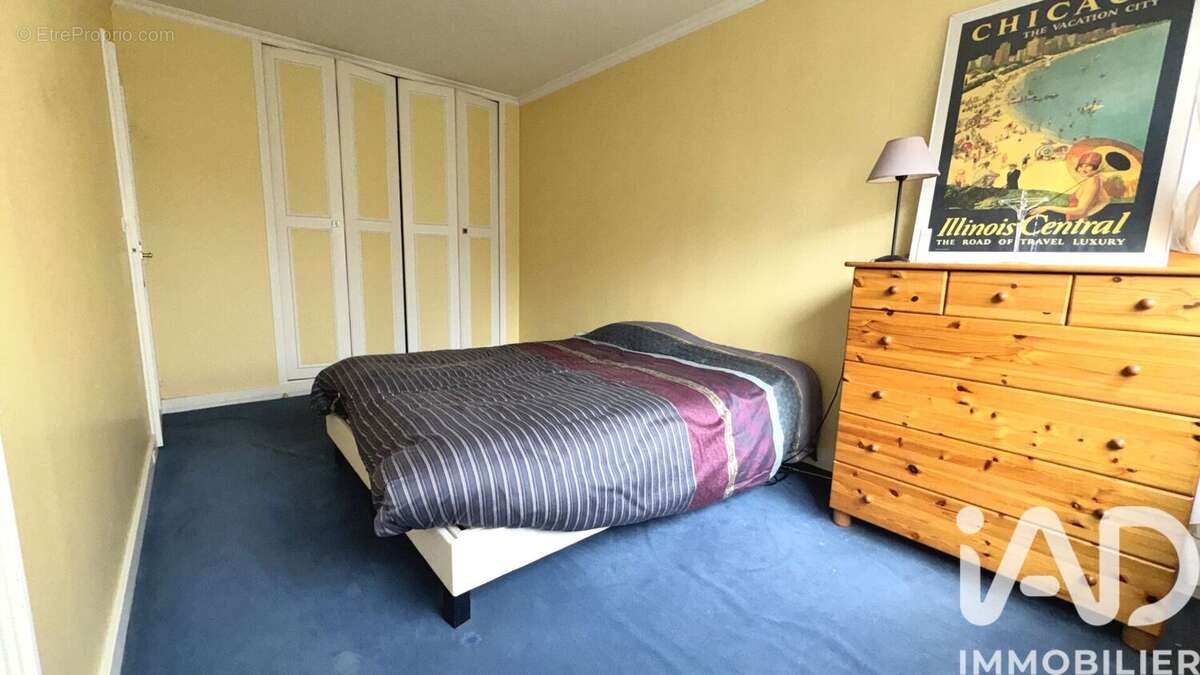 Photo 6 - Appartement à SAINT-CYR-L'ECOLE