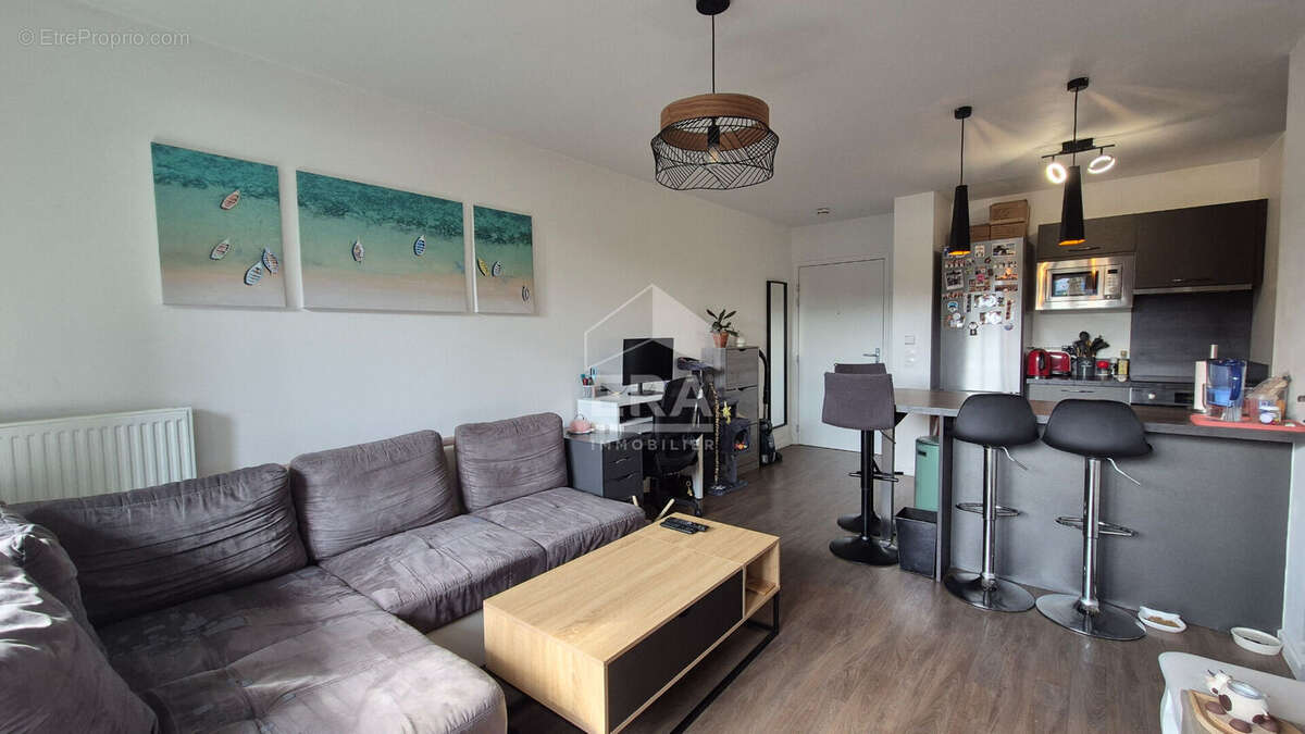Appartement à BRIE-COMTE-ROBERT