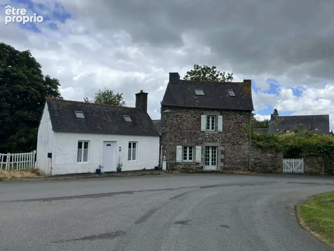 Maison à PLOUNEVEZ-QUINTIN