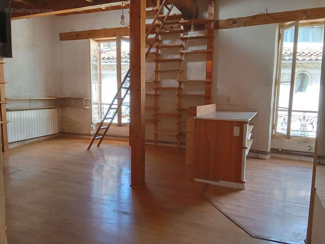 Appartement à SAUVE