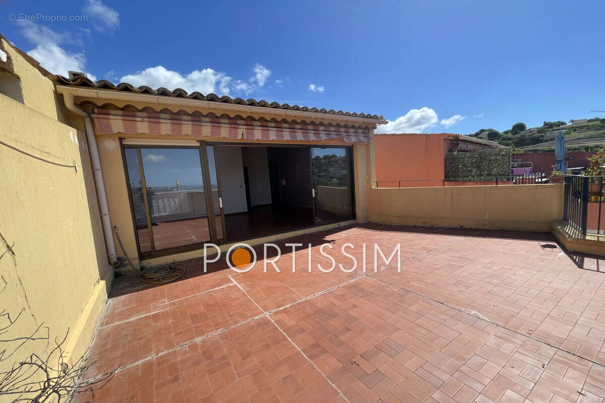 Appartement à CAGNES-SUR-MER