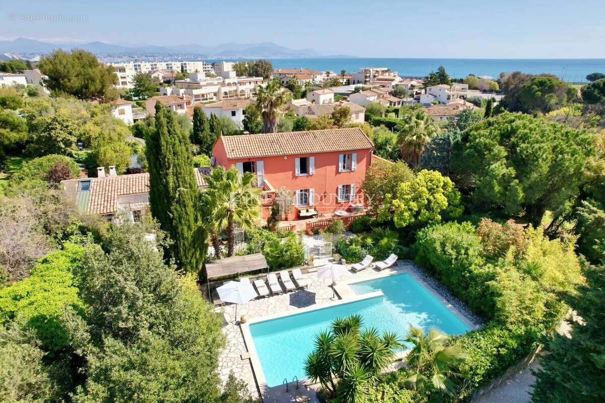 Maison à ANTIBES