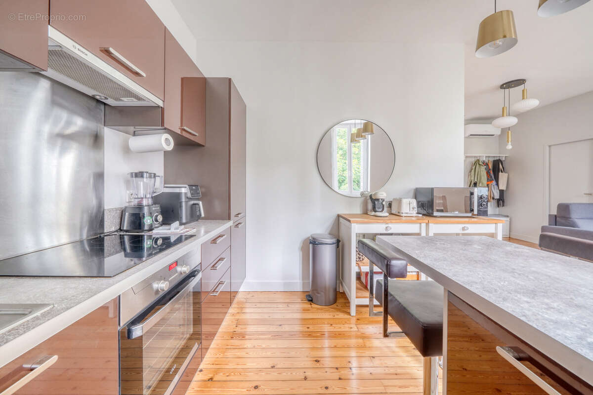 Appartement à BORDEAUX