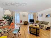 Appartement à PARIS-5E