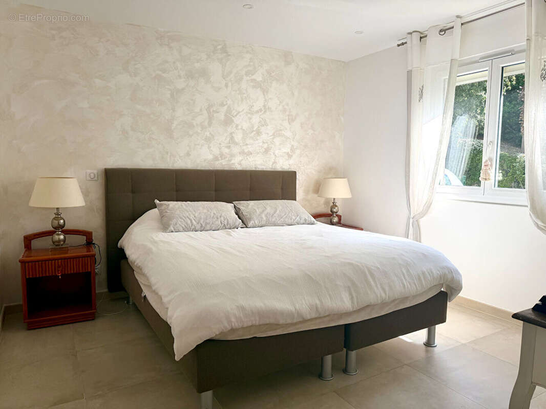 Cagnes sur mer - villa d'exception piscine - photo 15