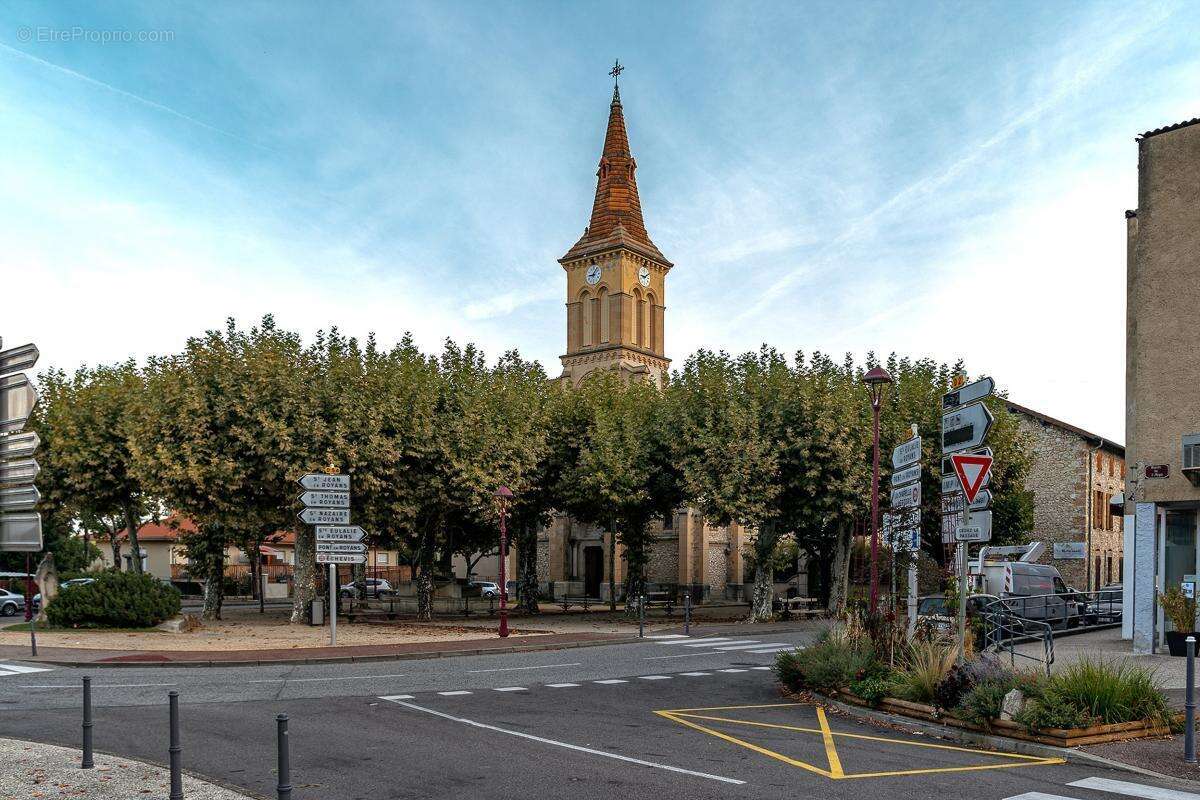 Commerce à SAINT-JEAN-EN-ROYANS