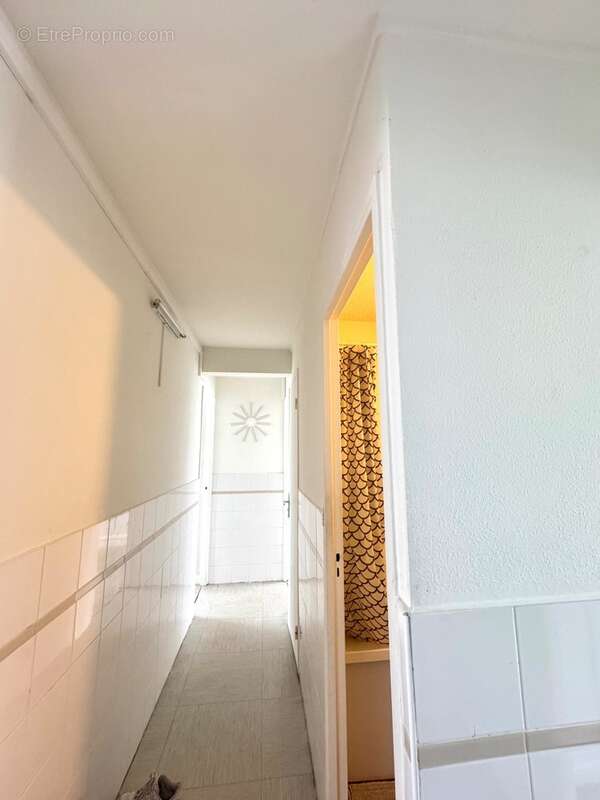 À vendre - Appartement F4 de 66,34 m2 avec une cave - Opportunité à saisir à AVON (77) - photo 17