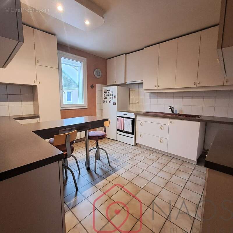 Maison à VILLENEUVE-LA-GARENNE