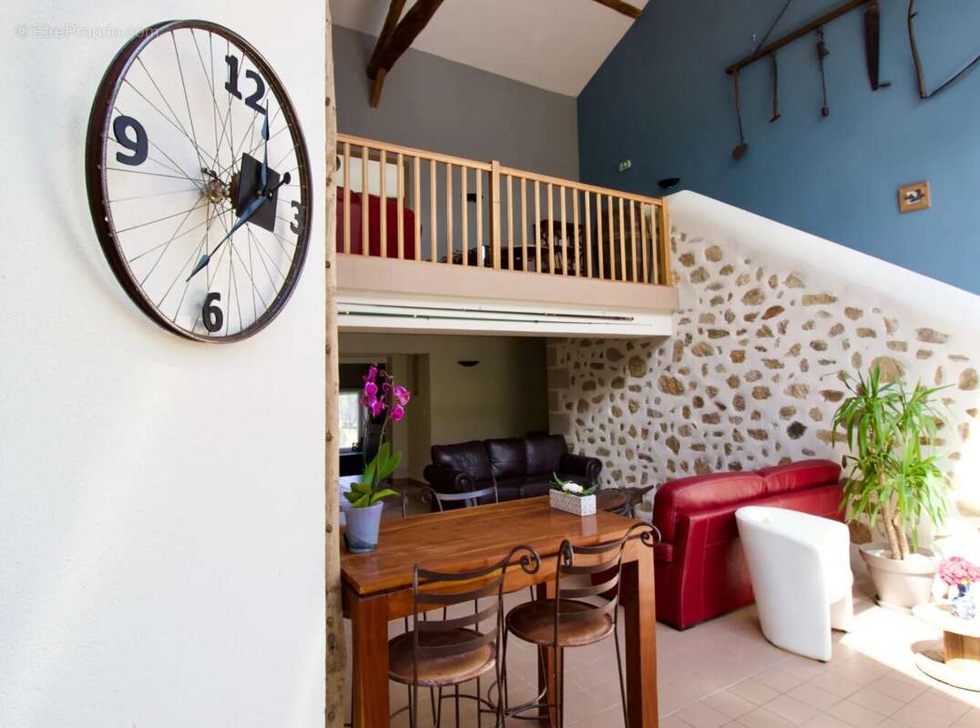 Maison à AVAILLES-LIMOUZINE